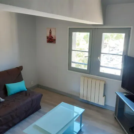 Apartment De 2 Chambres A *